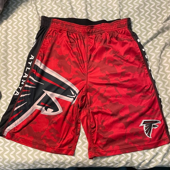 Atlanta Falcons shorts size M - Picture 1 of 7